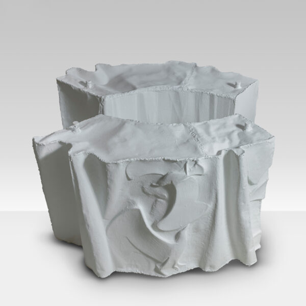 Sculptural Round Table, 1980s - Image 3